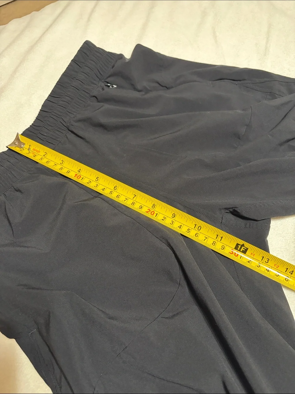 Lululemon Swift Mid-Rise Wide-Leg Pants in Black size 6 - Picture 13 of 16
